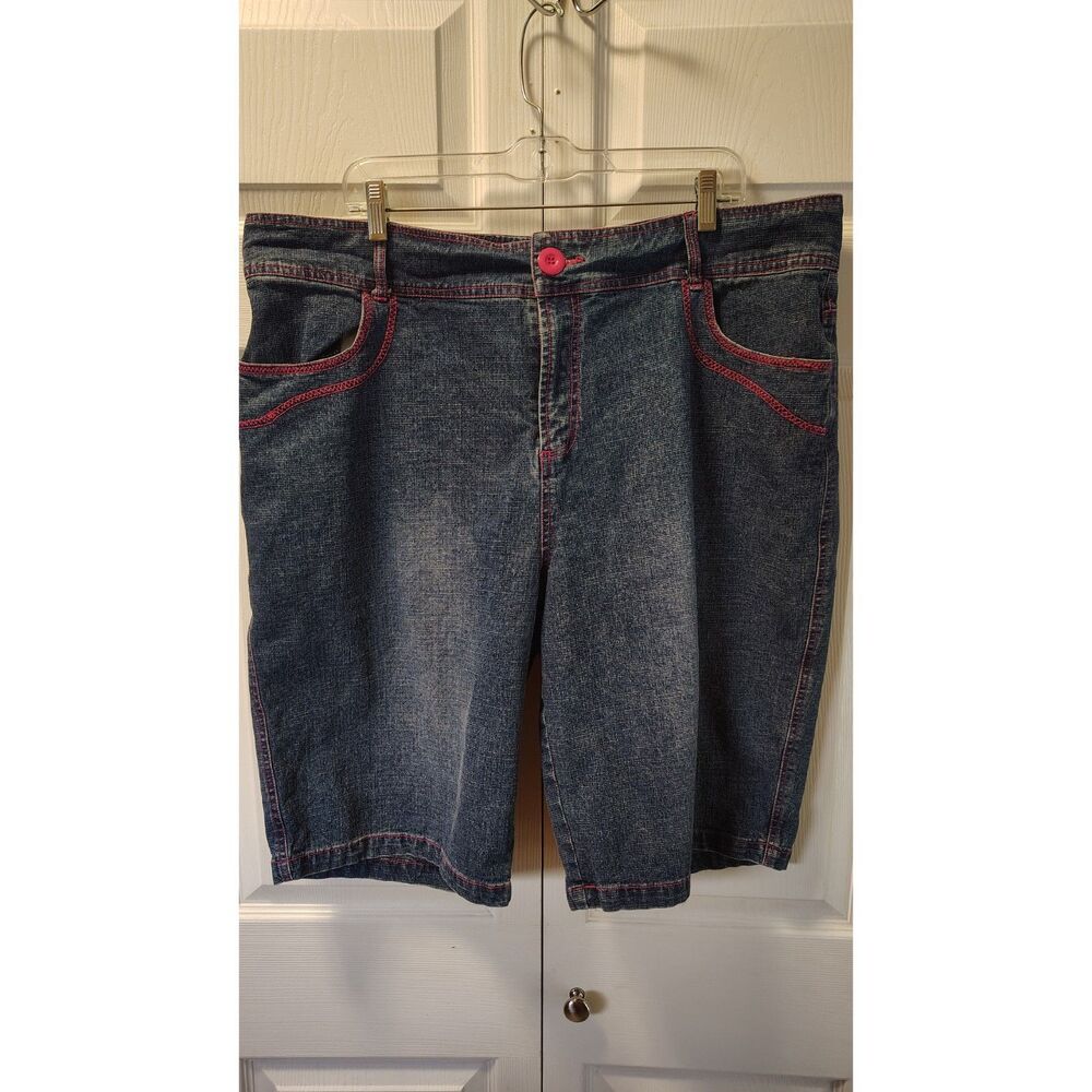 NWT Miss 16 Y2K Denim Bermuda Shorts Plus Size 3X Dark Wash Pink Stitching